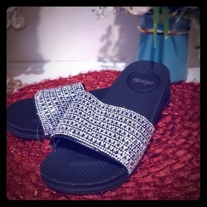 8 New Bling bling sandals